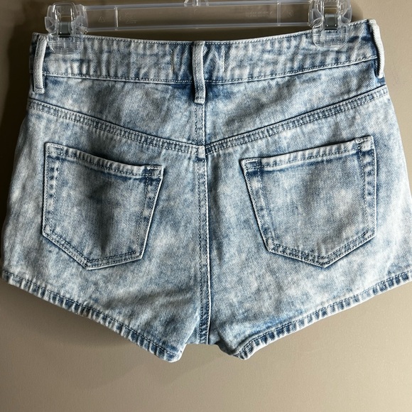 Roxy light Wash jeans shorts lace overlay size 3 - Picture 6 of 8